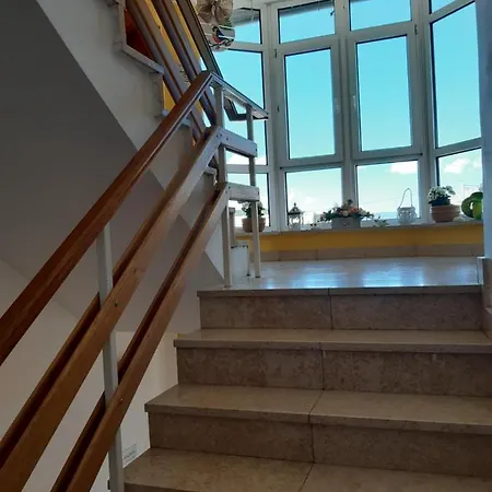 Sefcik Konukevi 3*